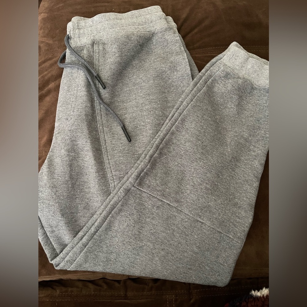 NEFF Joggers